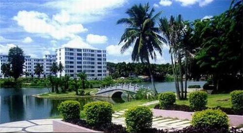 咸丰县旅行是跟团好还是自行好