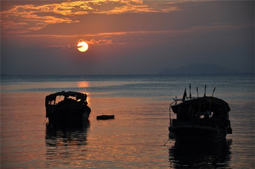 石屏县四门冰箱加盟创业选择哪些品牌还能做