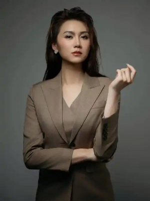 生肖属鼠女生的性格特征/元小帅生肖运势
